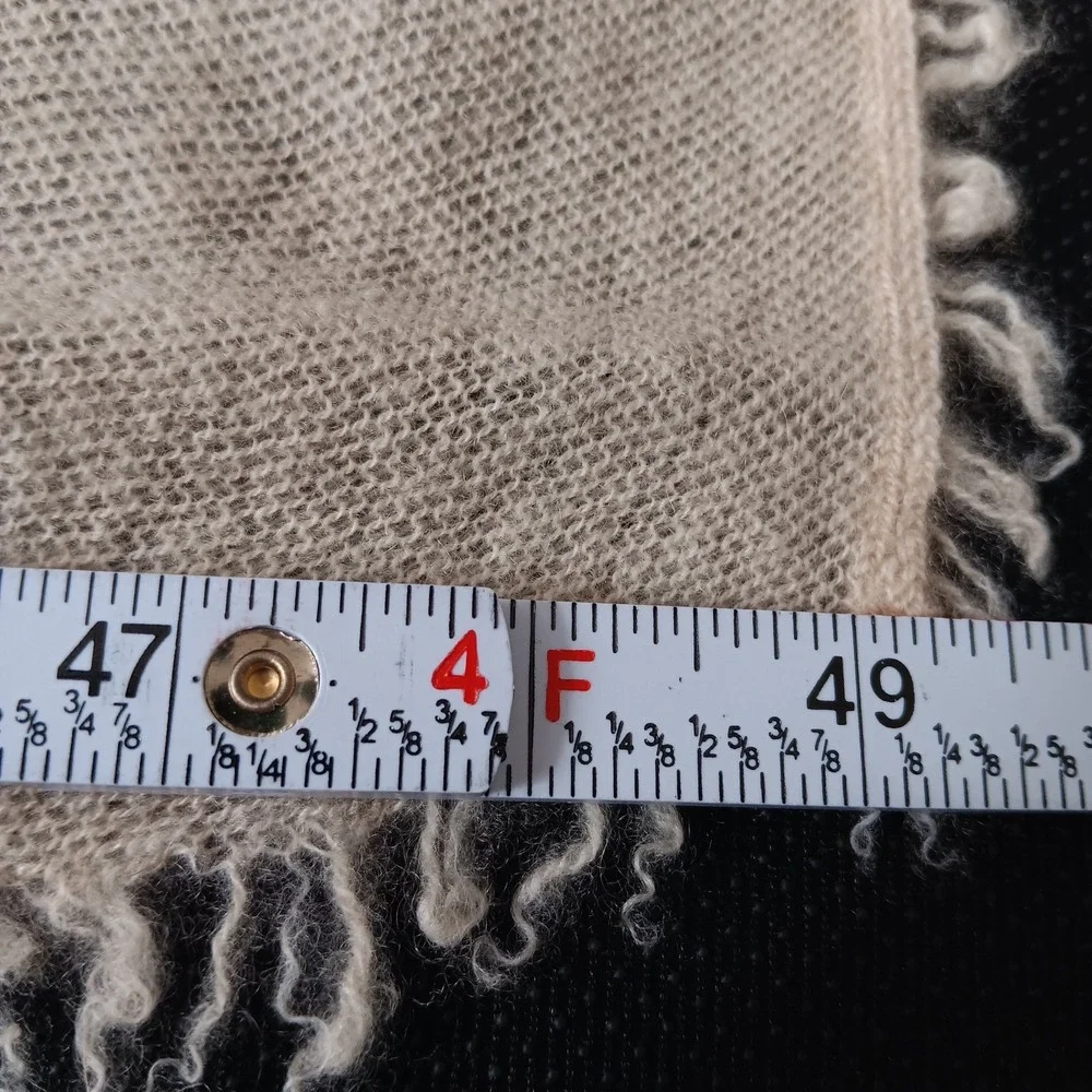 OVCIO 100% Cashmere Cloudpuff Wrap Scarf Heavenly Soft Beige New, BOX IS DAMAGED